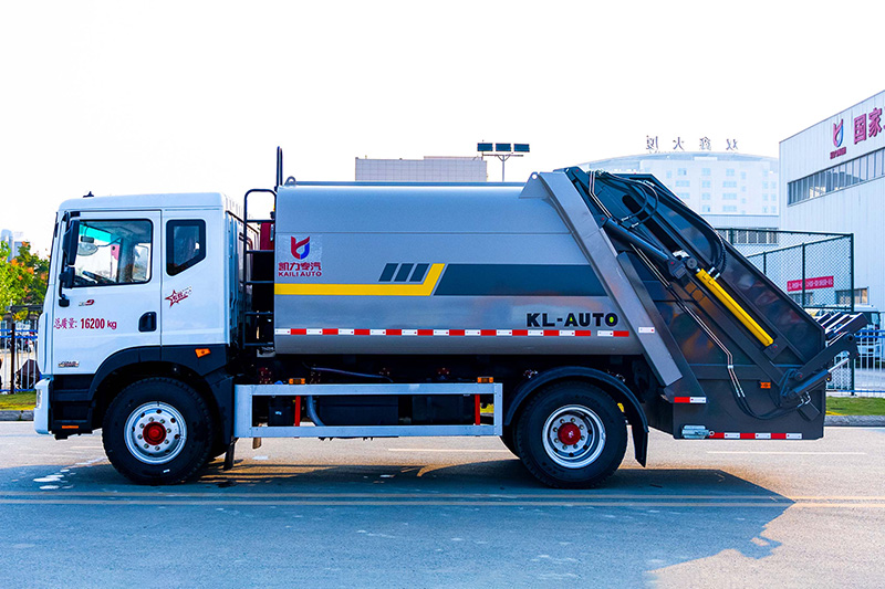 东风D9 23款压缩垃圾车3950轴距 12方